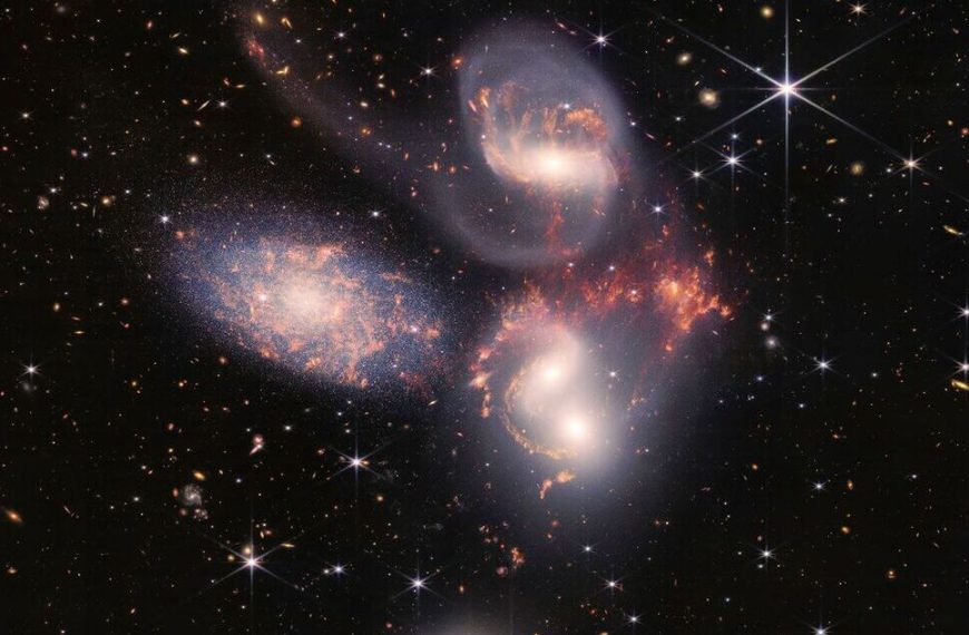 Telescopio James Webb de la NASA muestra imágenes inéditas del universo