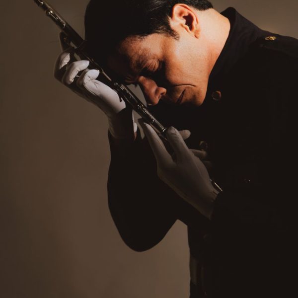 «La lección de flauta» de Luigi Sciamanna en el Trasnocho Cultural