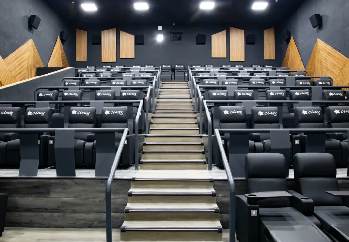 CINEX CERRO VERDE 3