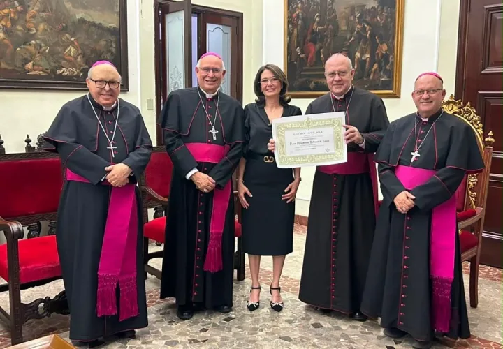 Entrega diploma