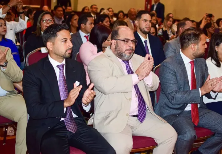 Foro Colegio de abogados La Guaira - Asistentes