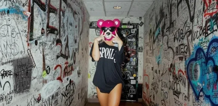 e6aff89e-8e10-4ecb-92ef-30e9d8104b7a