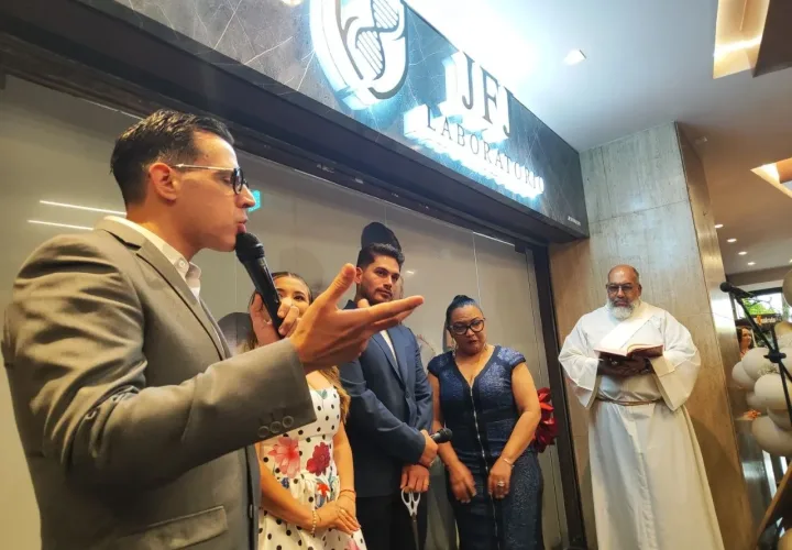 photo_5141185512877002154_y